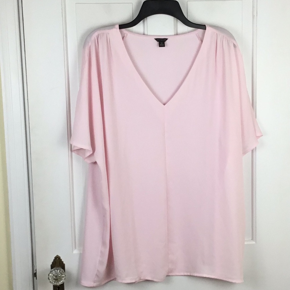 Ann Taylor Flutter Sleeve V-neck Top Size XXL